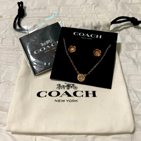 Coach Open Circle Necklace And Tea Rose Stud Earrings Set - Picture 1 of 1